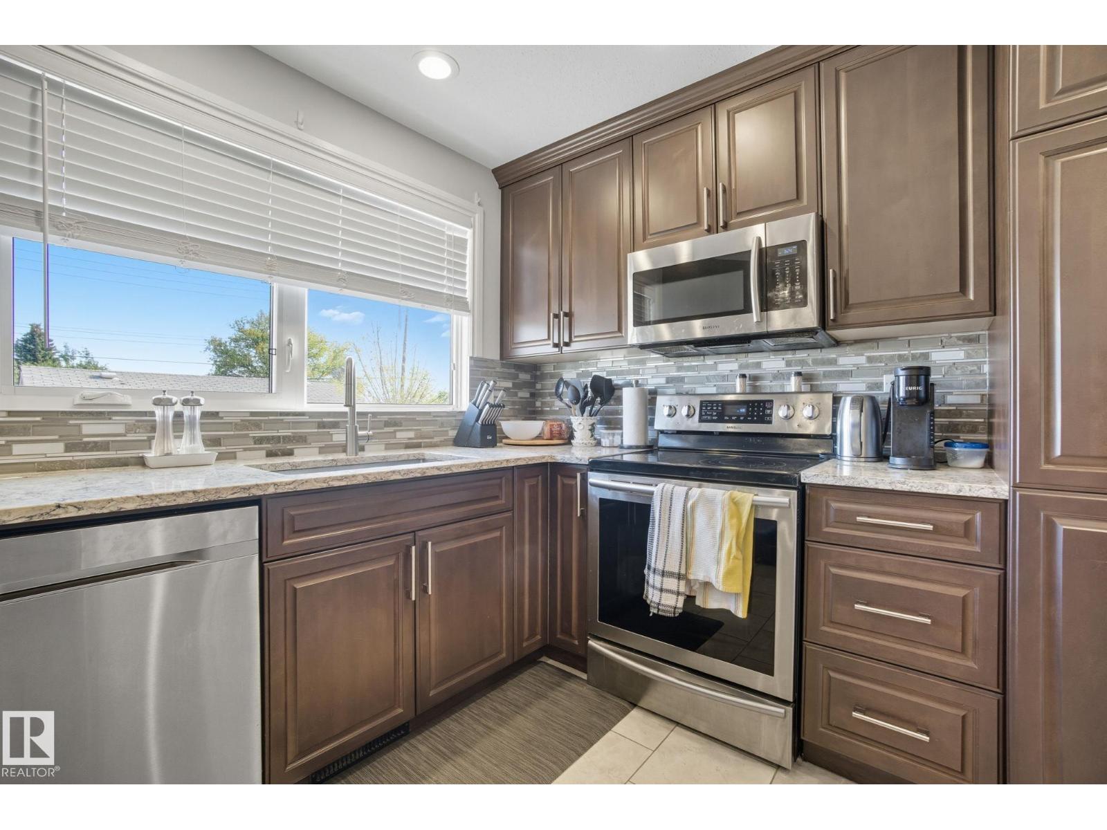 14239 53 ST NW - 17
