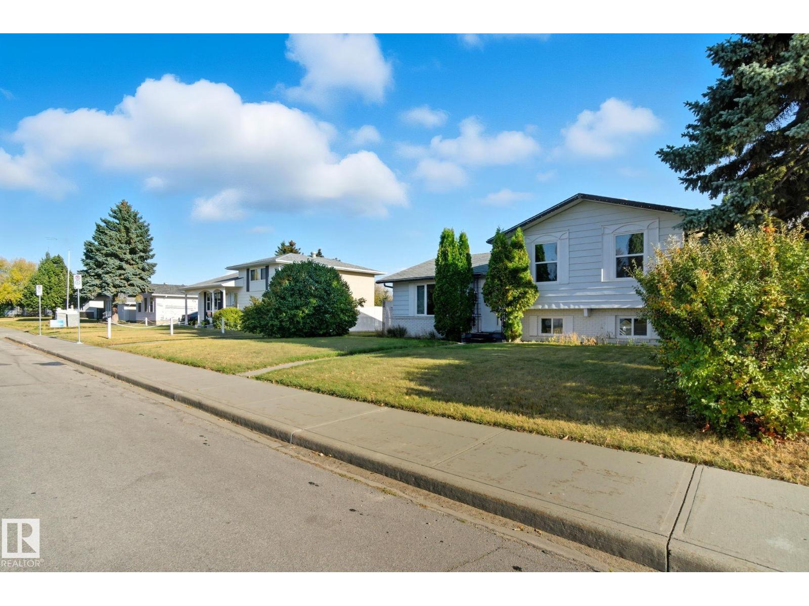 14239 53 ST NW - 3