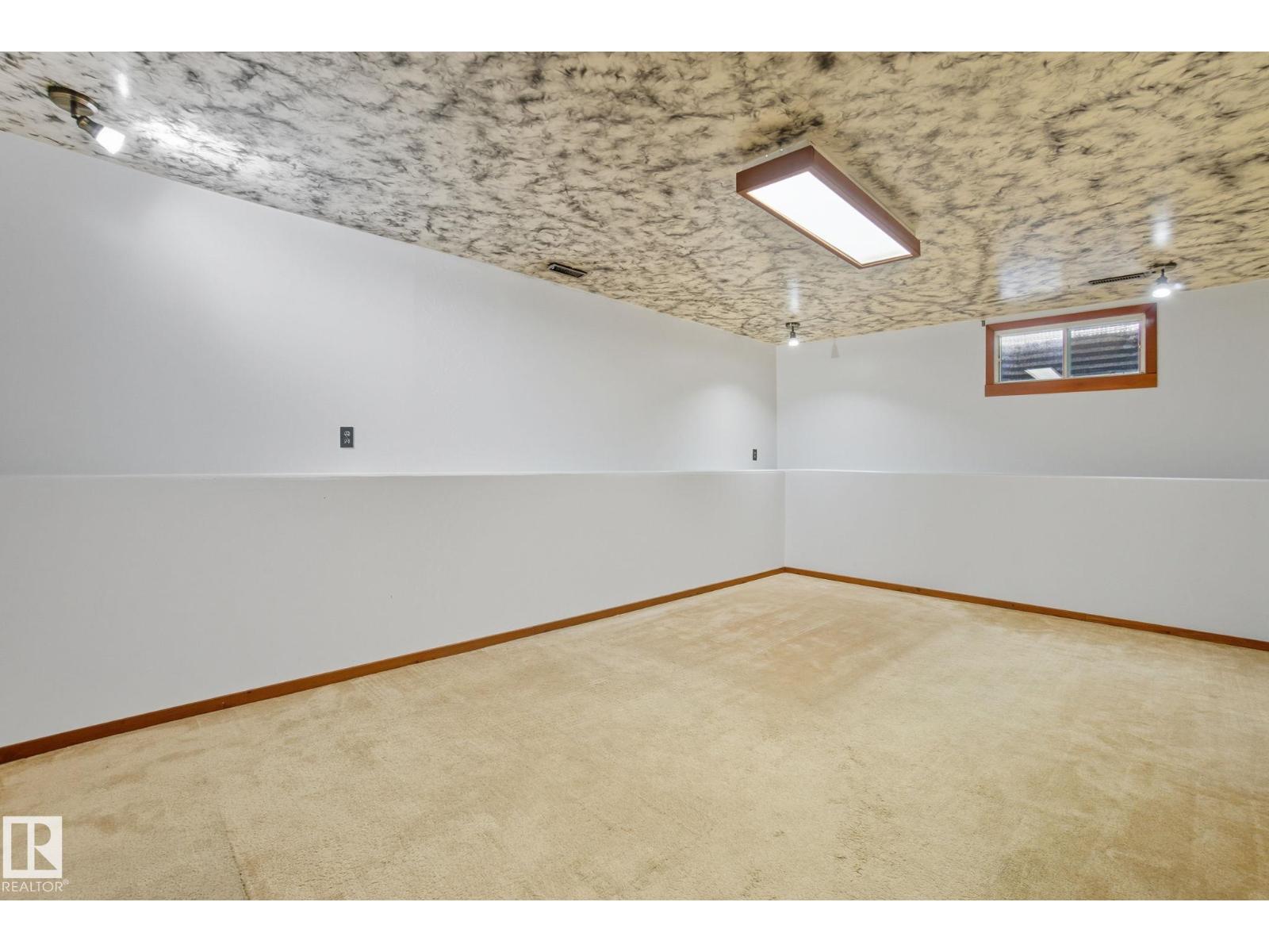 14239 53 ST NW - 37