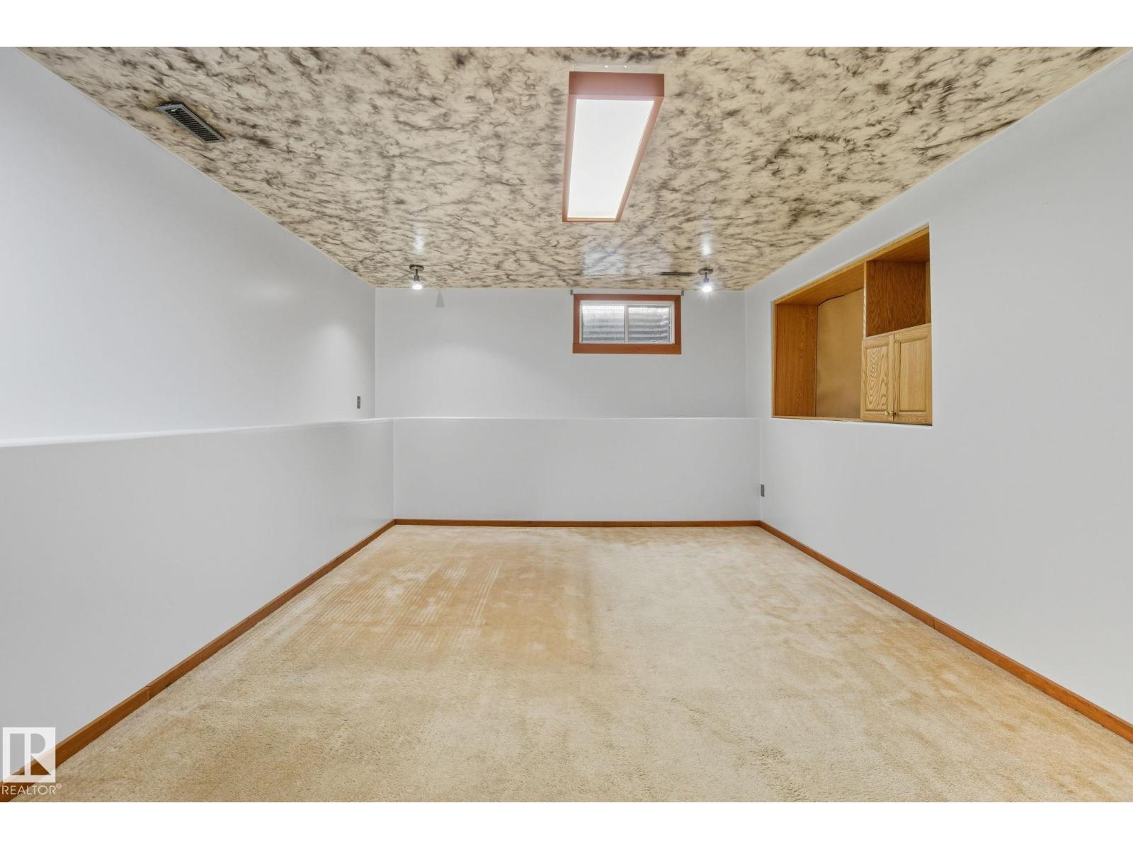 14239 53 ST NW - 39