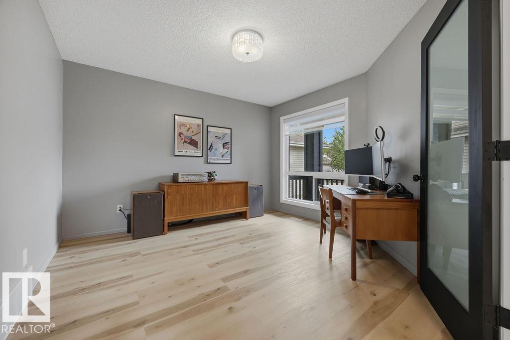 1892 ROBERTSON CR SW — photo 10