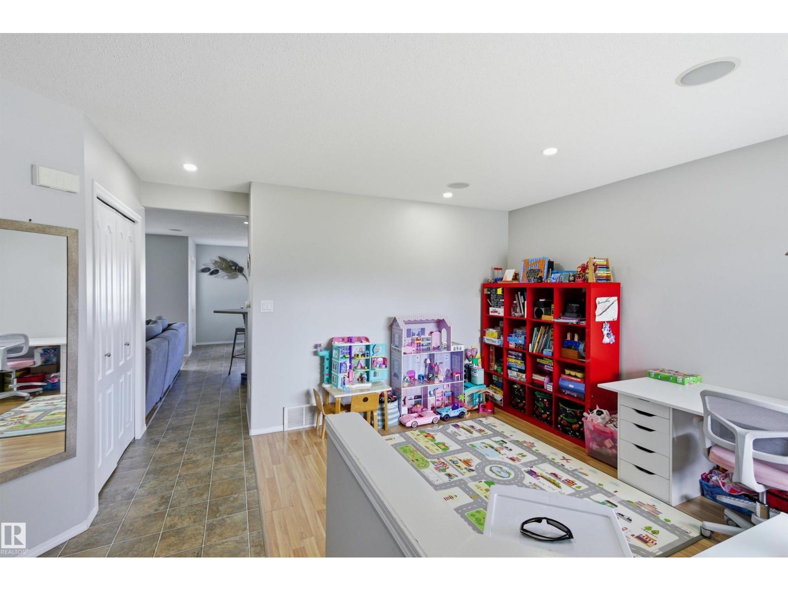 162 SUNFLOWER CR — photo 9