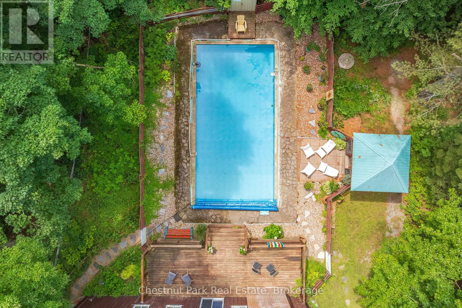 869 MUSKOKA ROAD 10 - 37