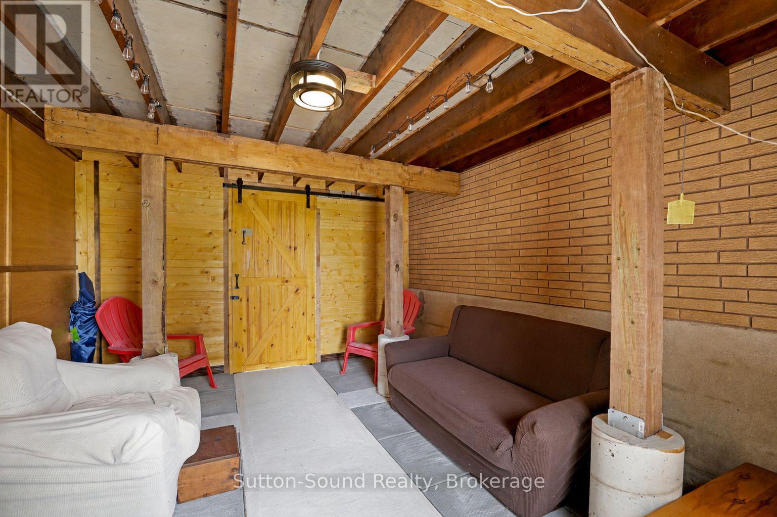 829 30TH STREET W - 25