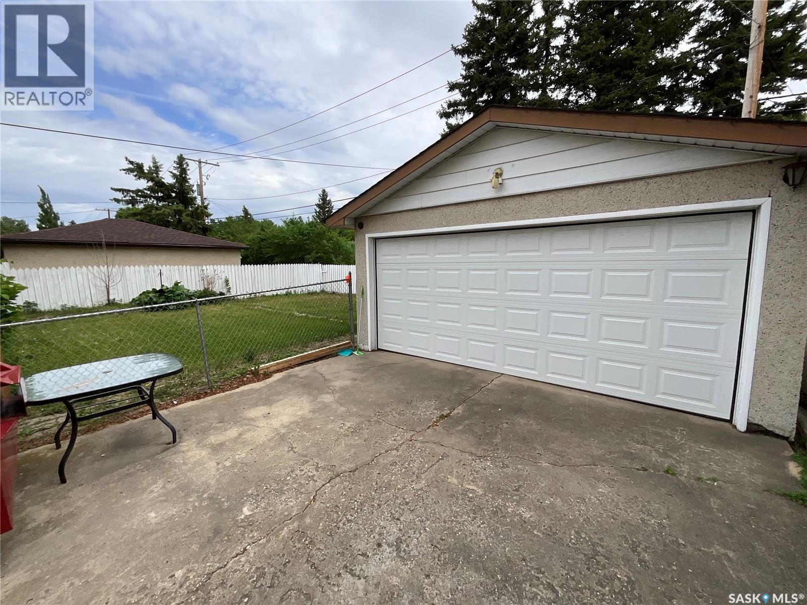 337 MCINTOSH STREET N - photo 3