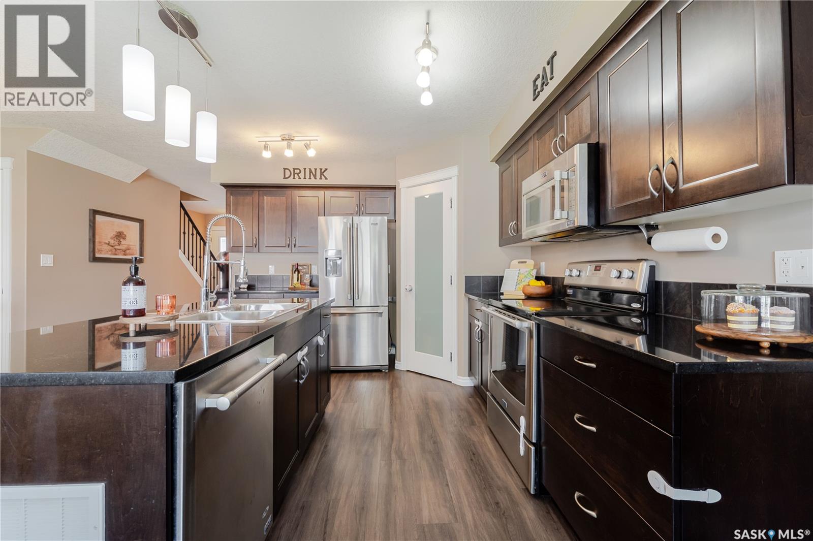406 940 Bradley STREET — photo 11