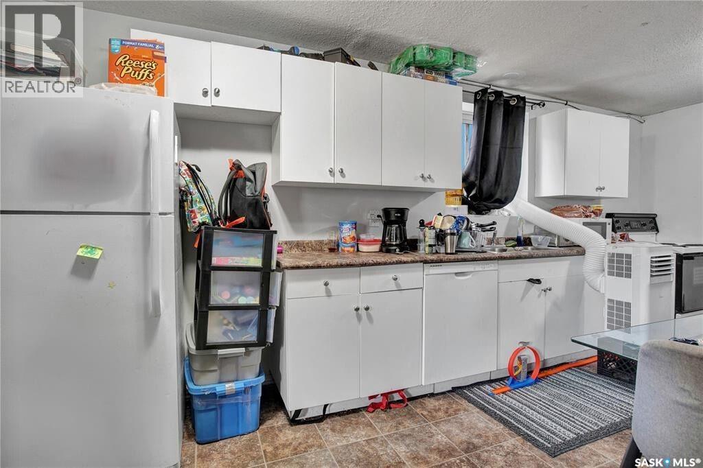 327 S AVENUE S - 3