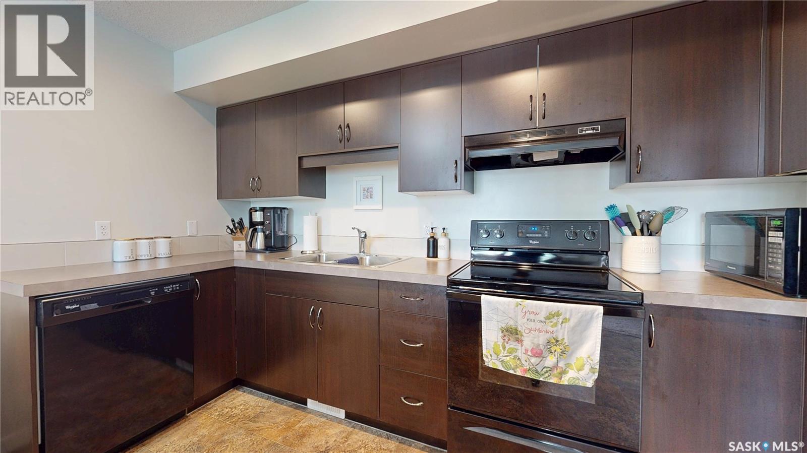 30 4533 Delhaye WAY — photo 6