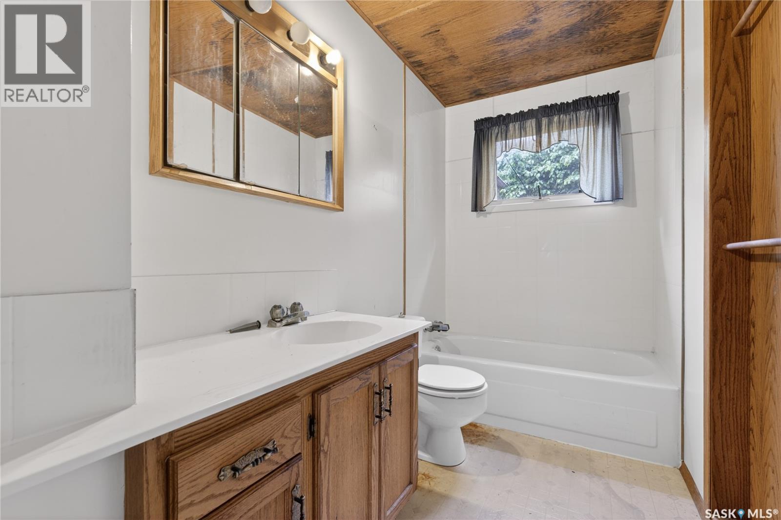 107 Grant STREET — photo 11