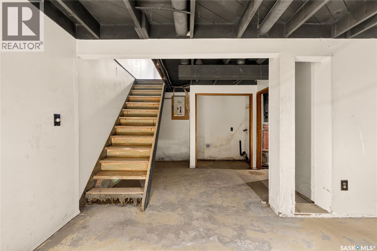 107 Grant STREET — photo 13