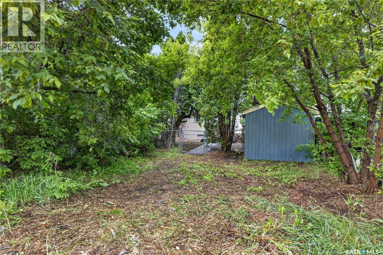 107 Grant STREET — photo 21