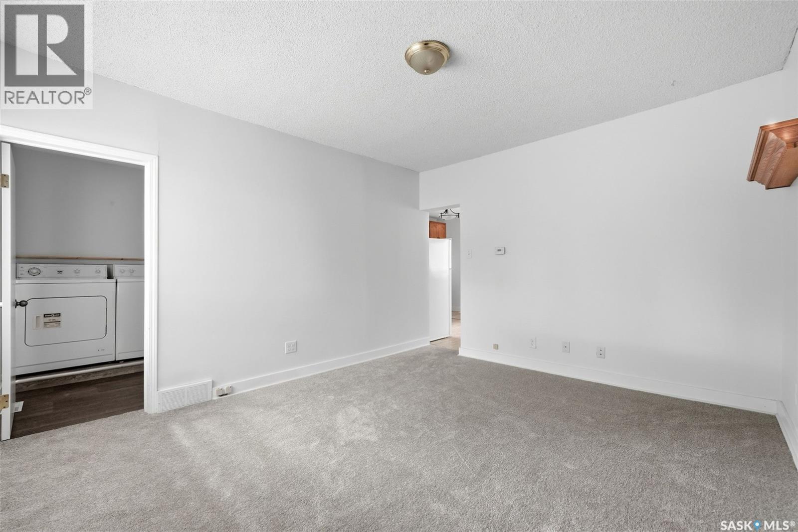 920 Atkinson STREET - 4