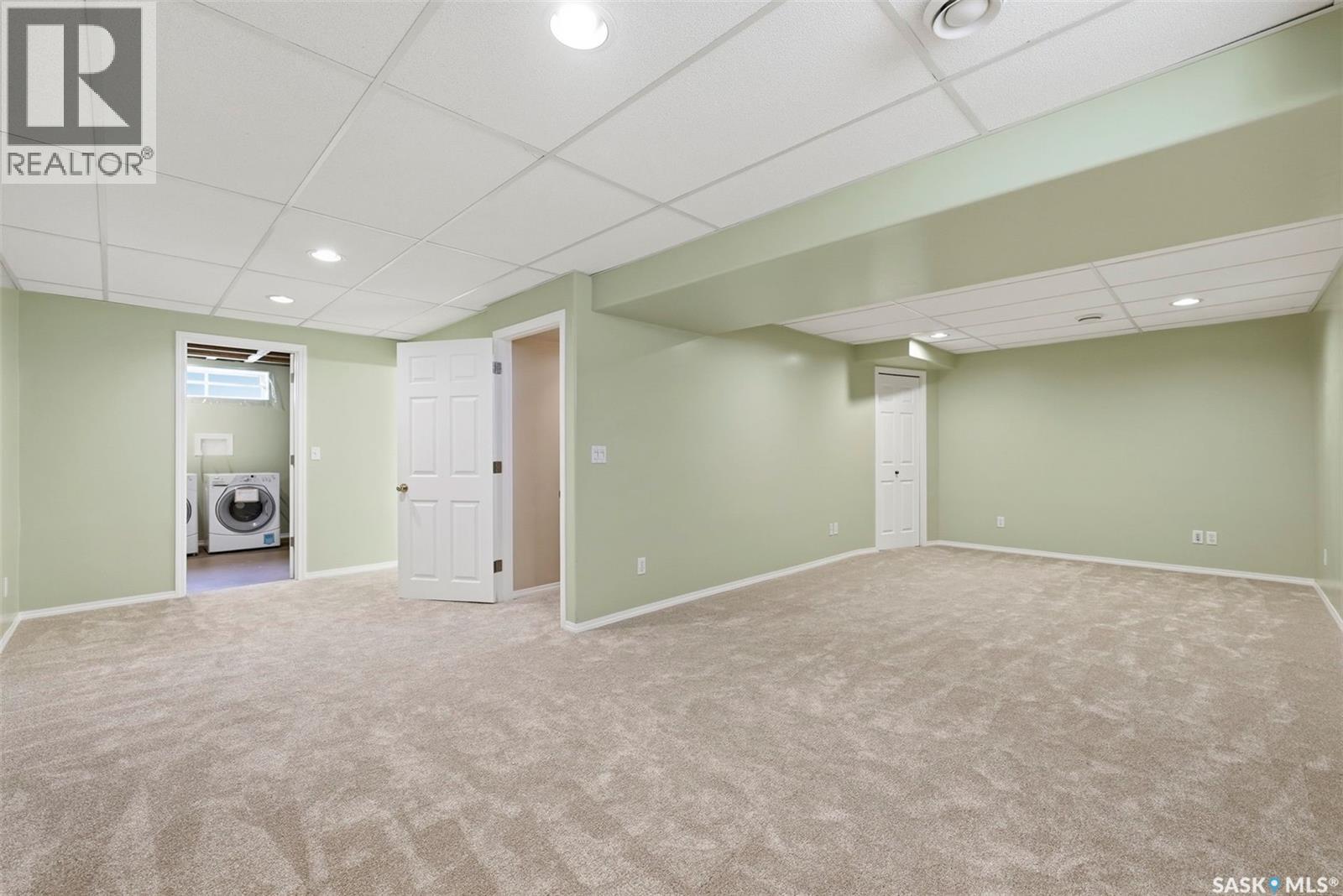 223 Wedge ROAD — photo 18