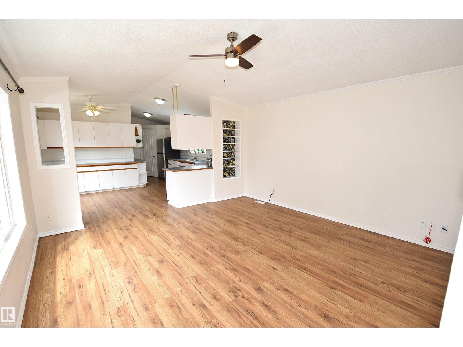 #70 5429 TWP ROAD 494 - 22