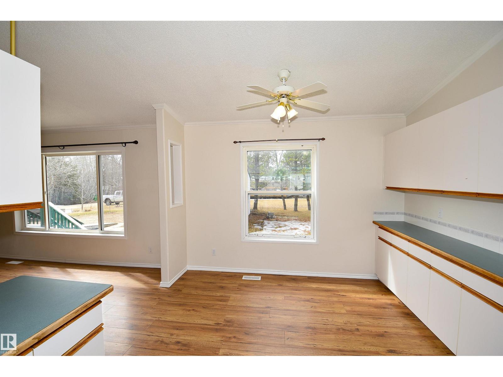 #70 5429 TWP ROAD 494 - 30