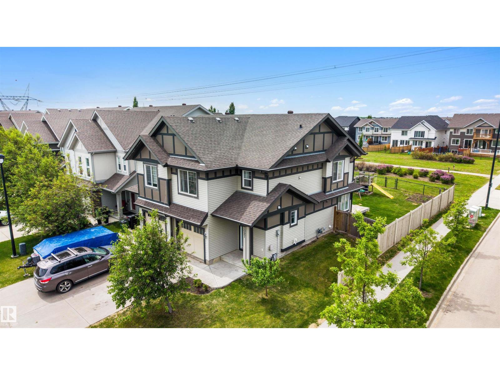 2097 CHALMERS WY SW — photo 32