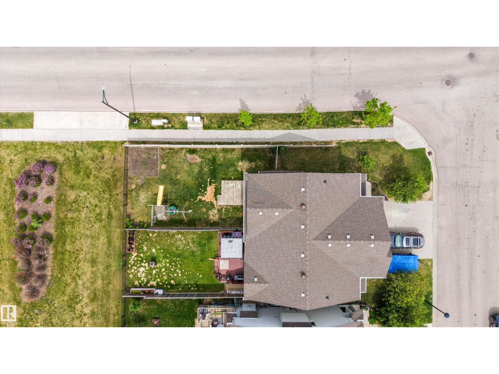 2097 CHALMERS WY SW — photo 37