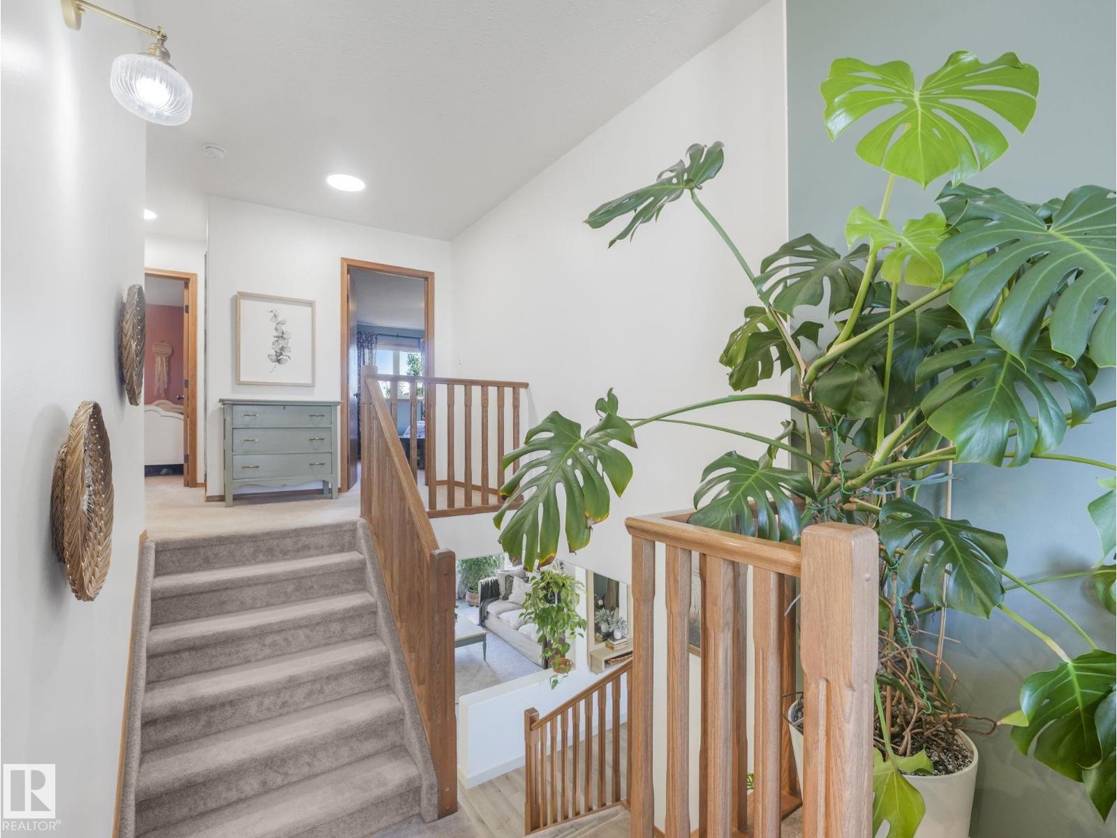 68 HALDEN CR — photo 45