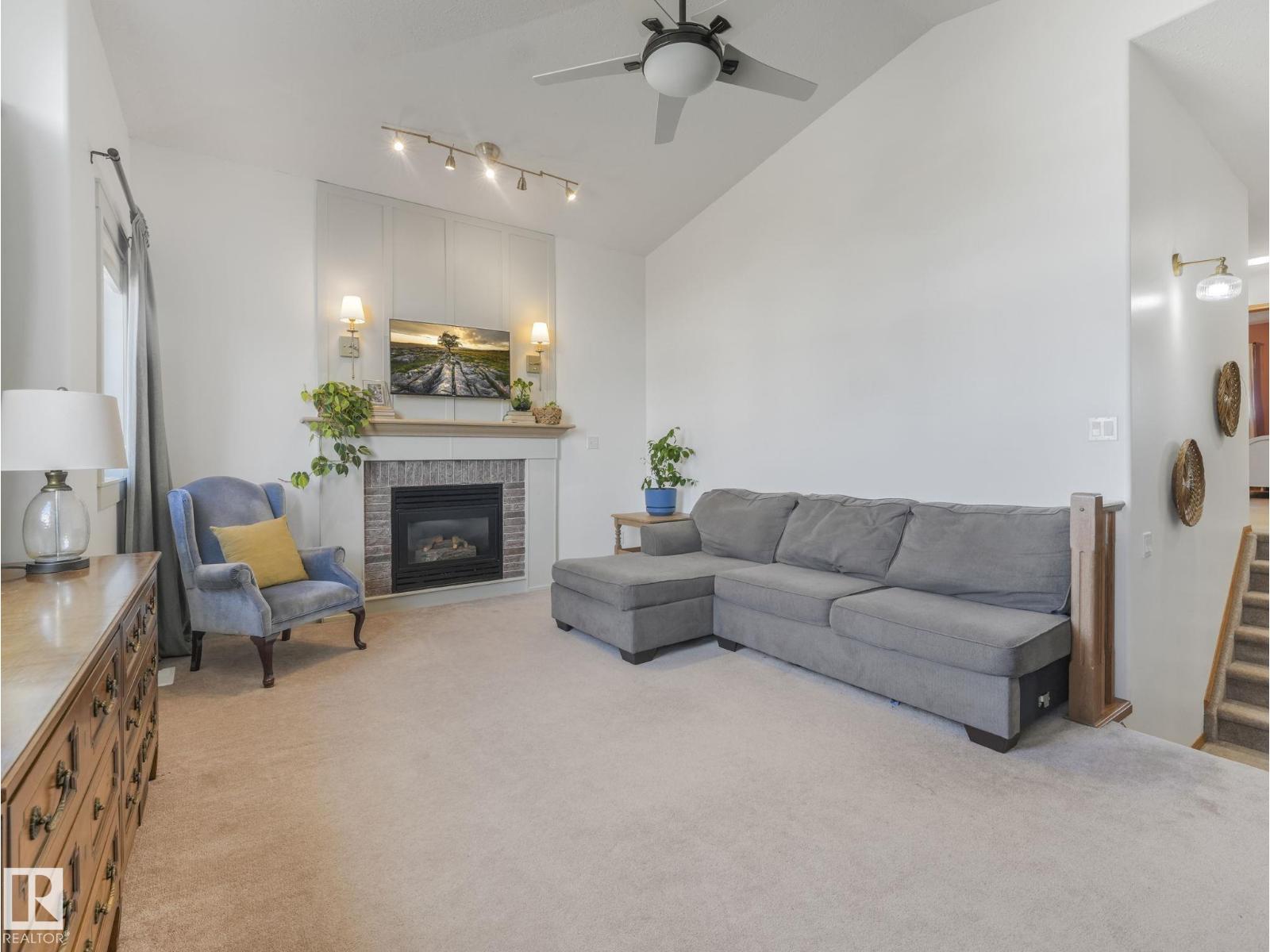68 HALDEN CR — photo 48