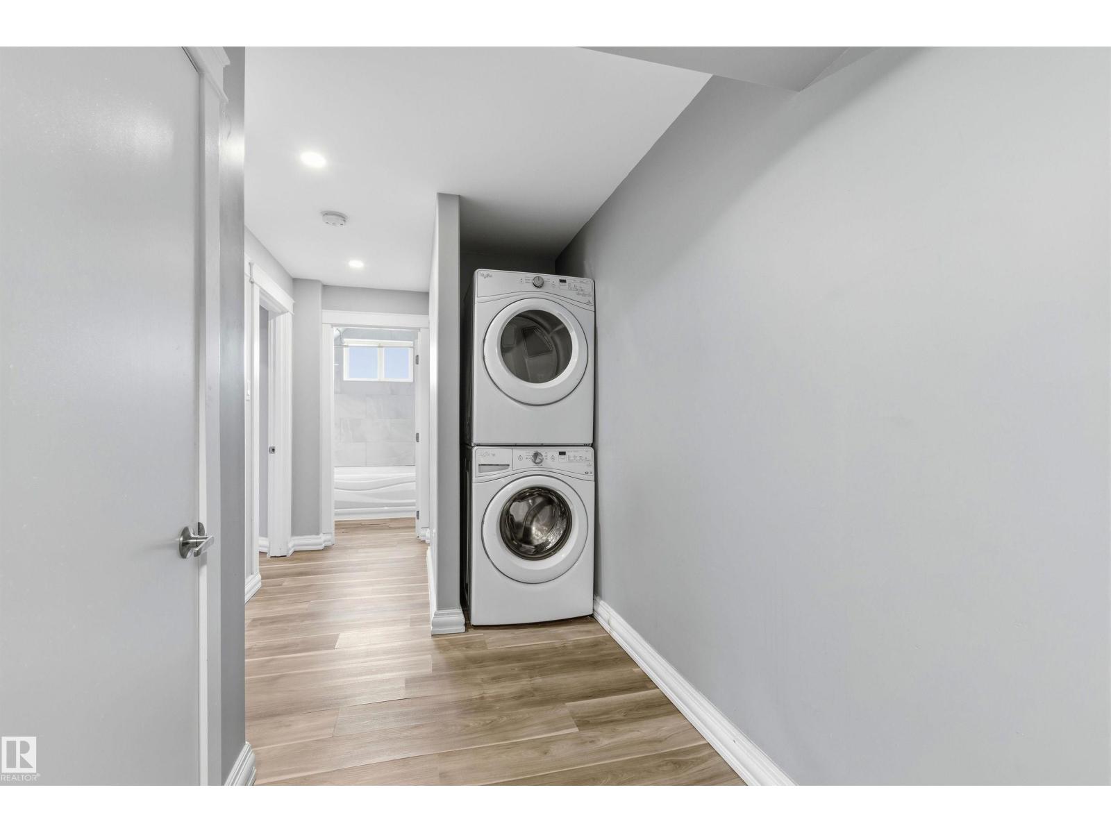 7412/7414 83 AV NW - 26