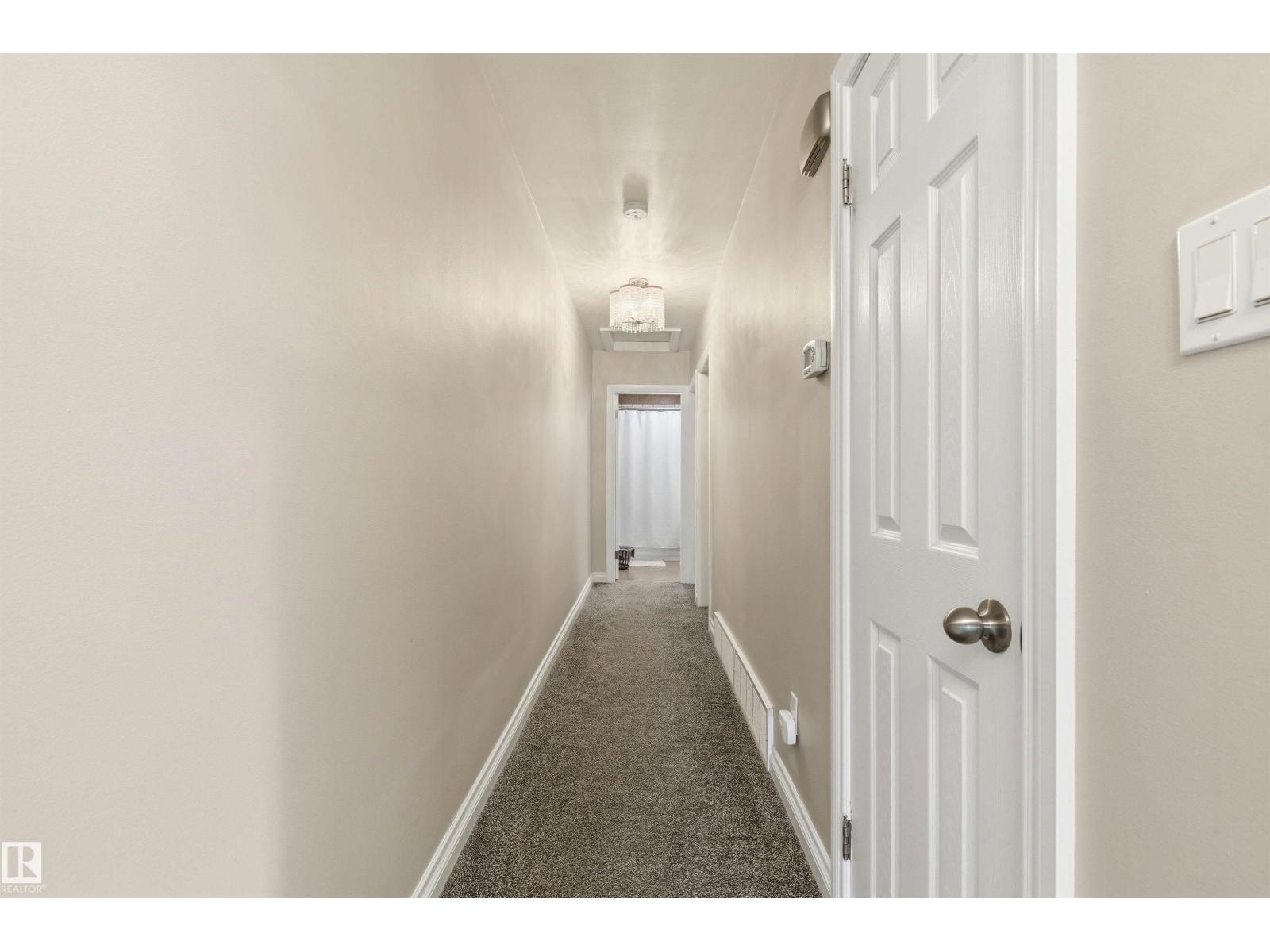 7412/7414 83 AV NW - 9