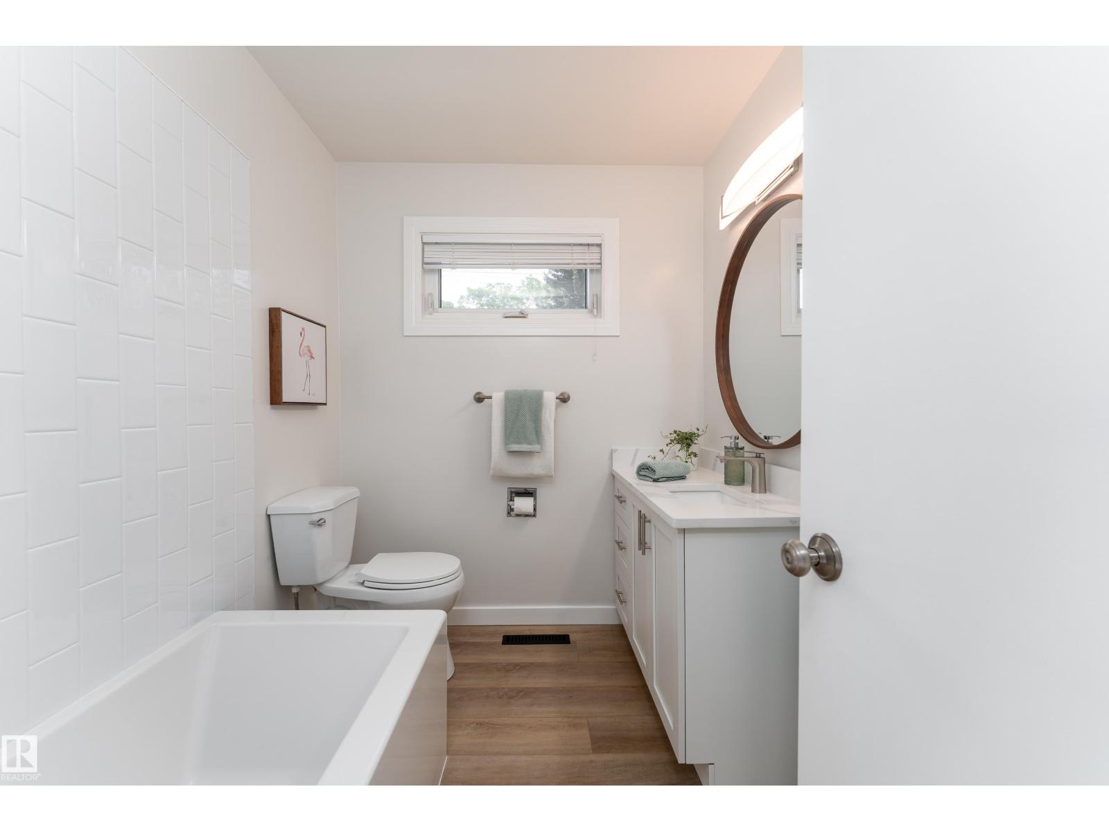 7223 95 AV NW — photo 19