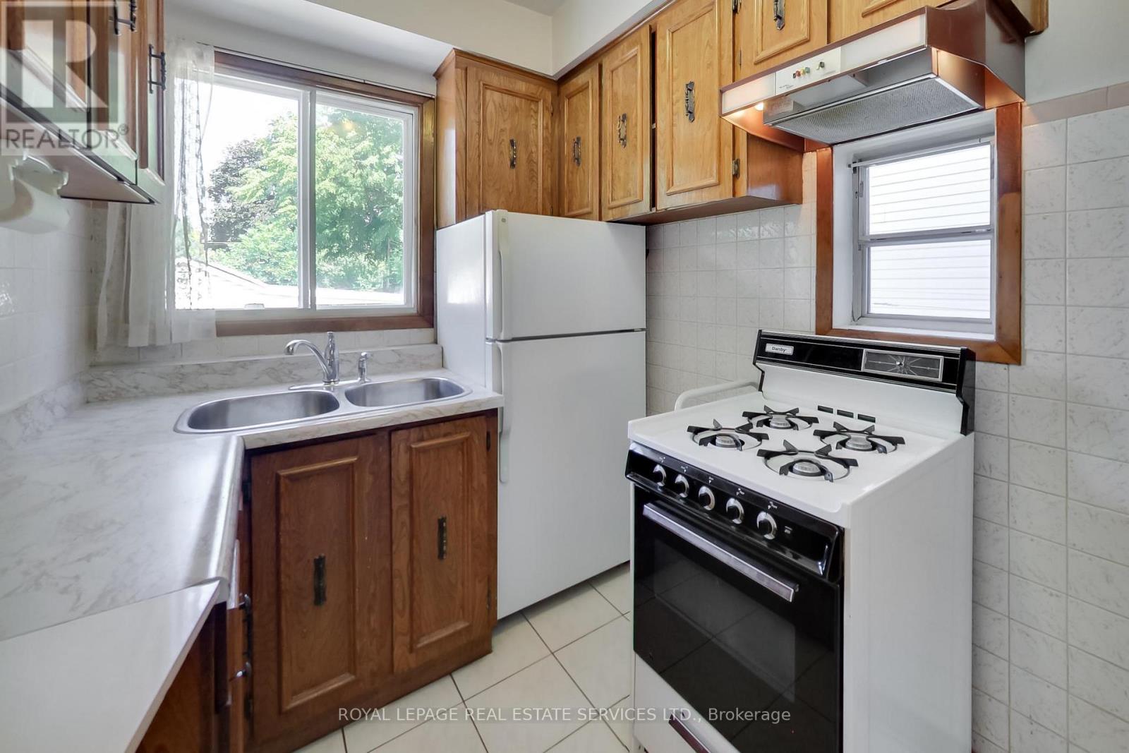 85 DAWES ROAD - 15