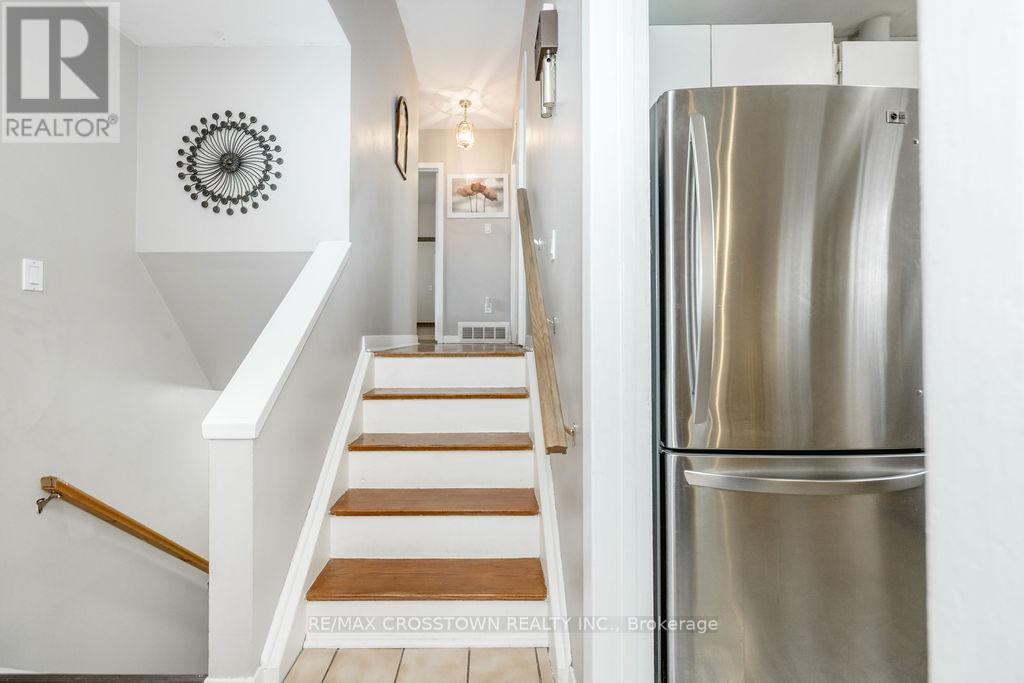 865 KROSNO BOULEVARD - 16