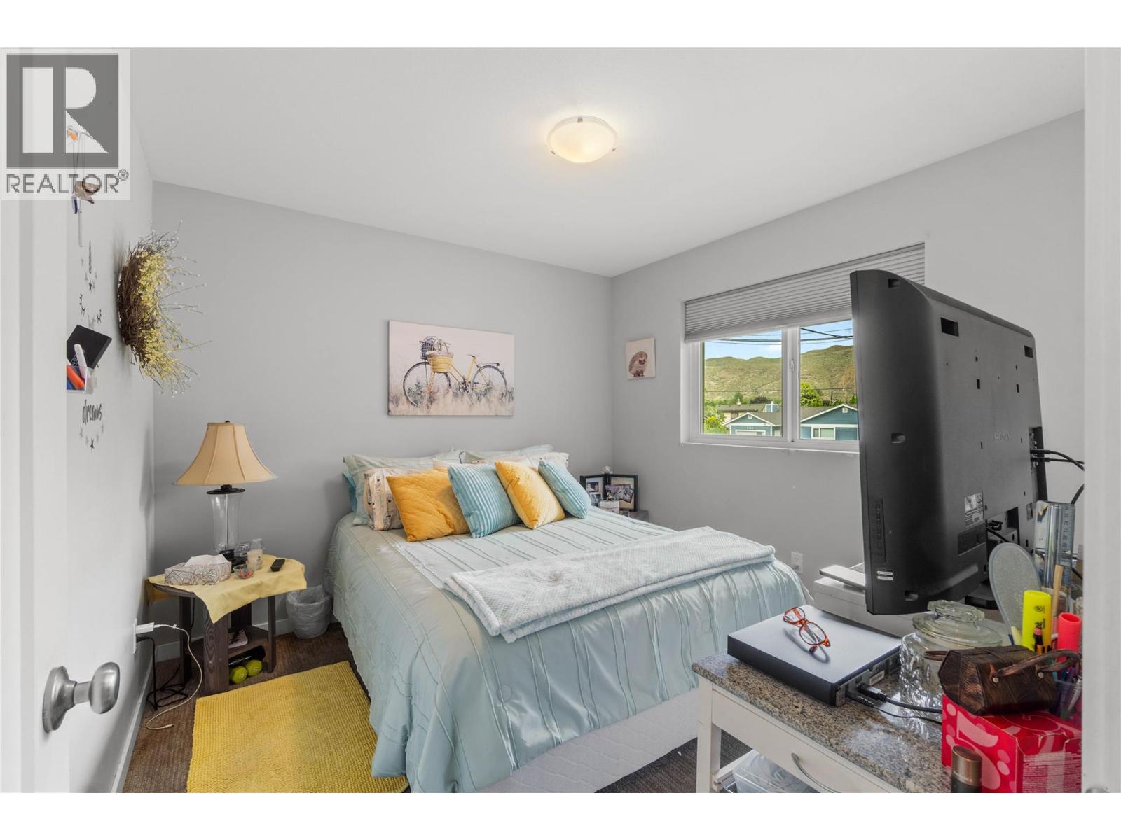 2363 Parkcrest Avenue - 19