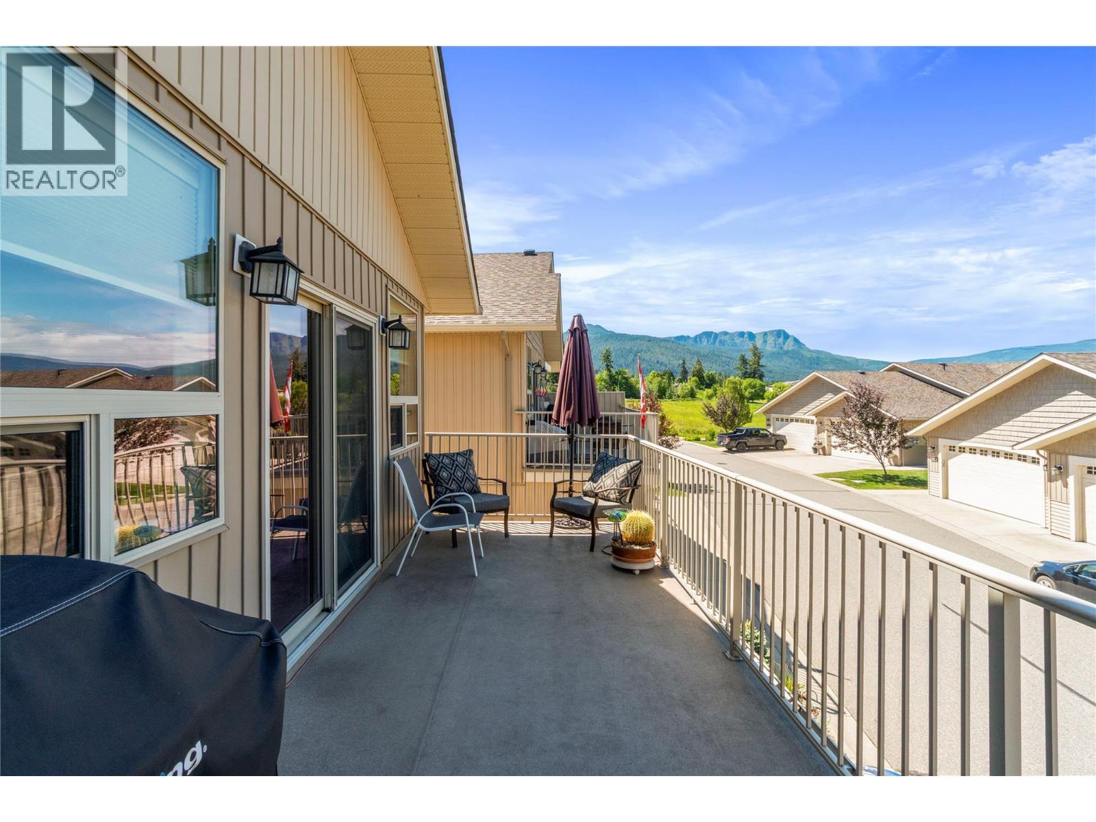 #24 2751 15 Avenue NE - 12