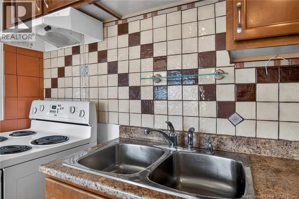 32 Violet Street - 11