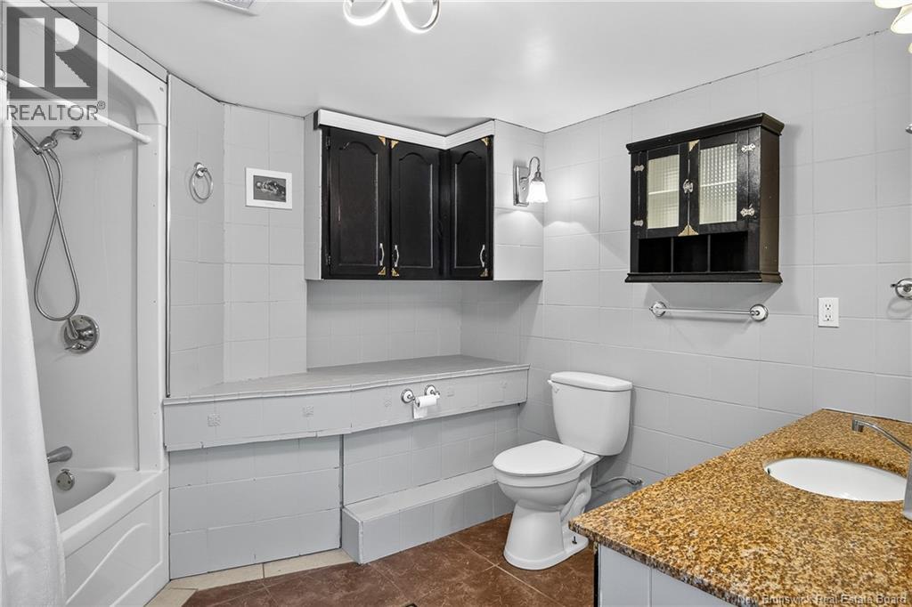32 Violet Street - Image 22