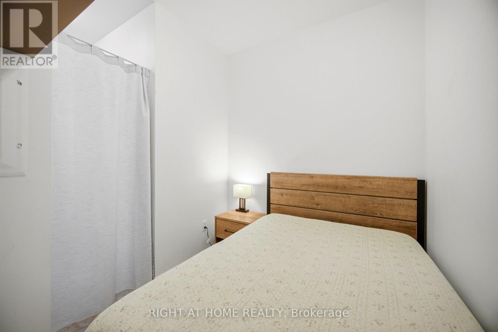 #1704 2908 HIGHWAY 7 ROAD - 25