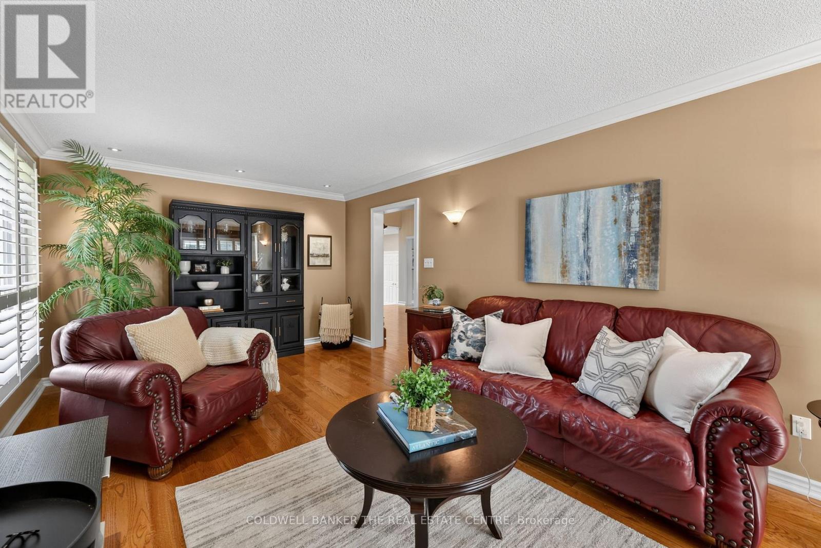 274 KIRBY CRESCENT - 18