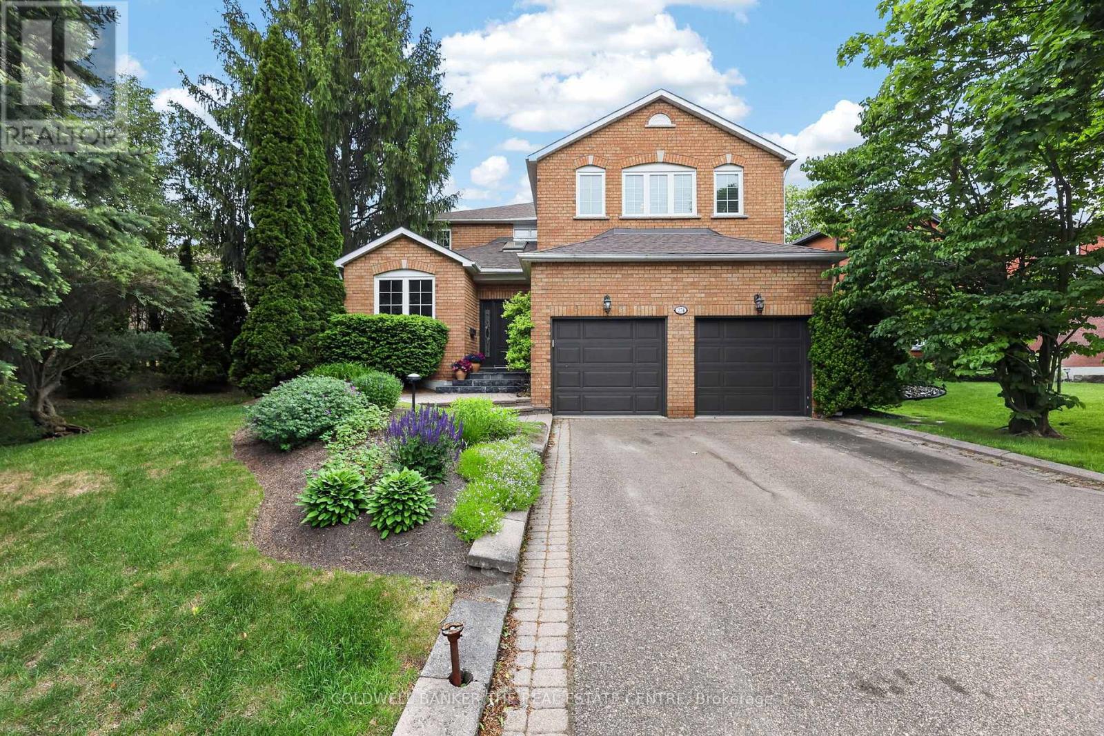 274 KIRBY CRESCENT - 2