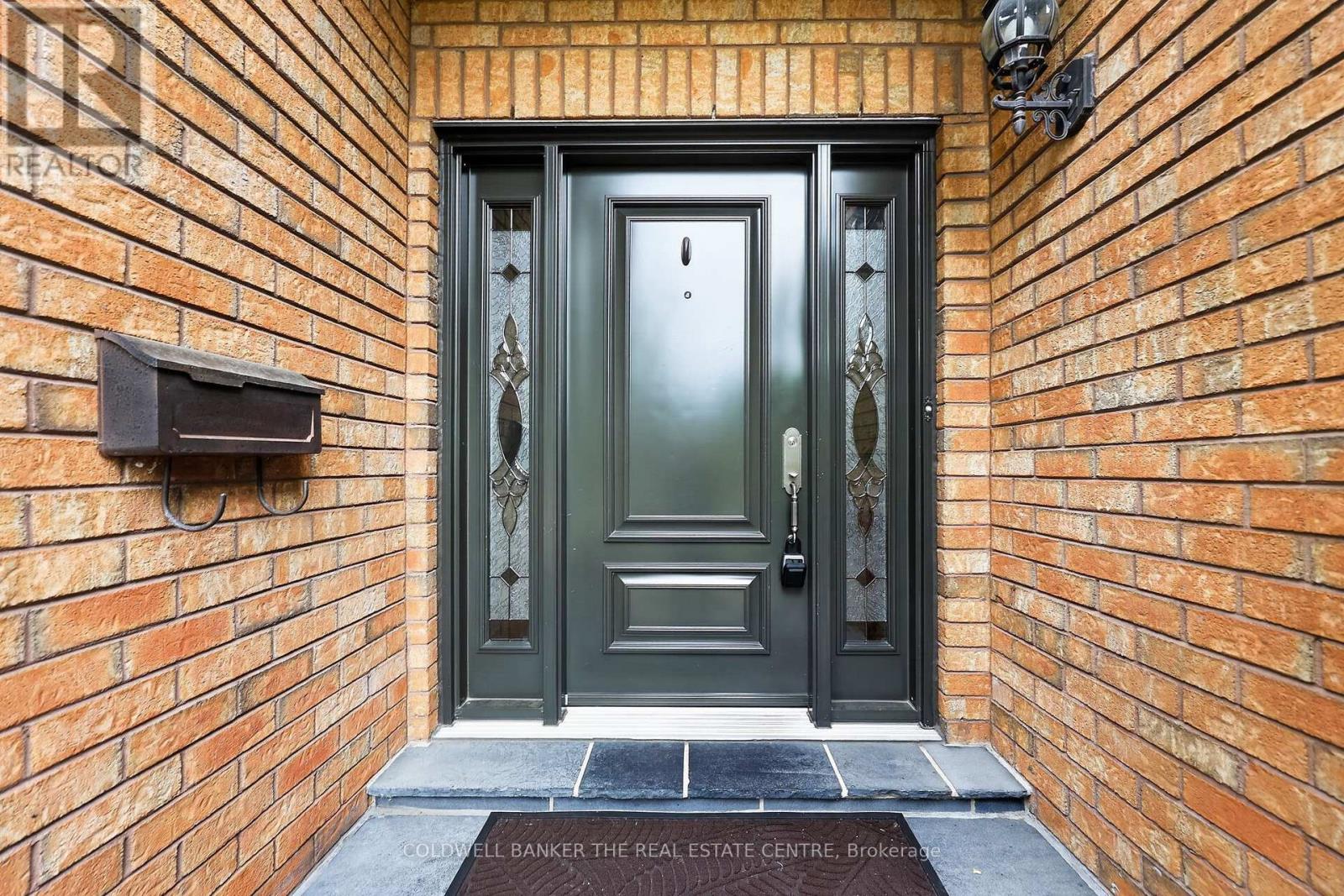 274 KIRBY CRESCENT - 4