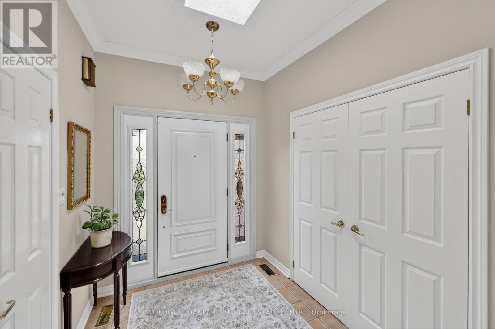 274 KIRBY CRESCENT - 5