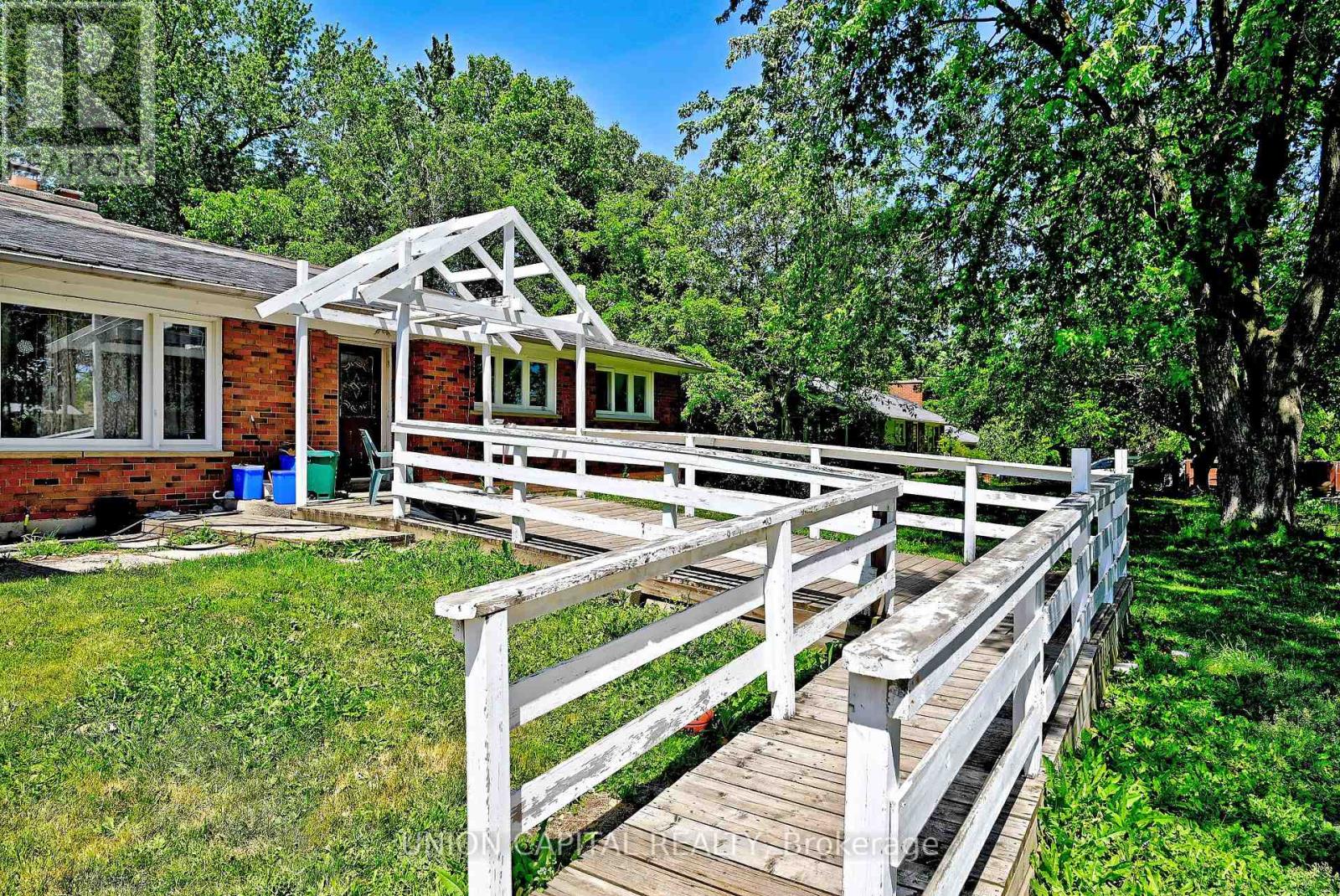 4914 14TH AVENUE - 11