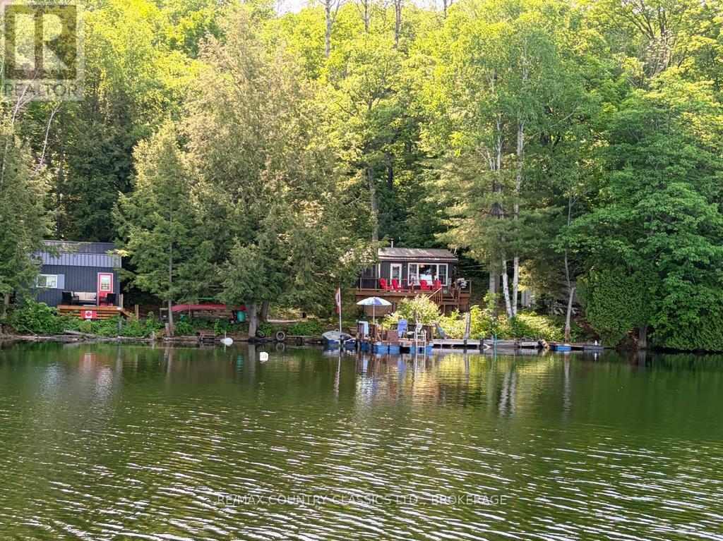 3430 SHABOMEKA LAKE - 38