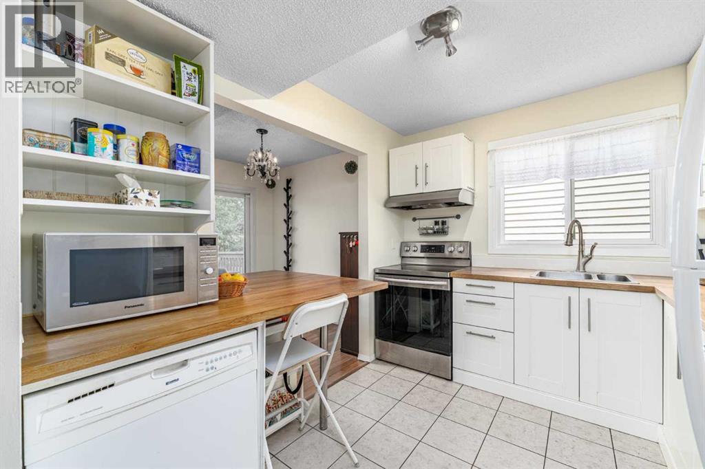1455 Berkley Drive NW — photo 13