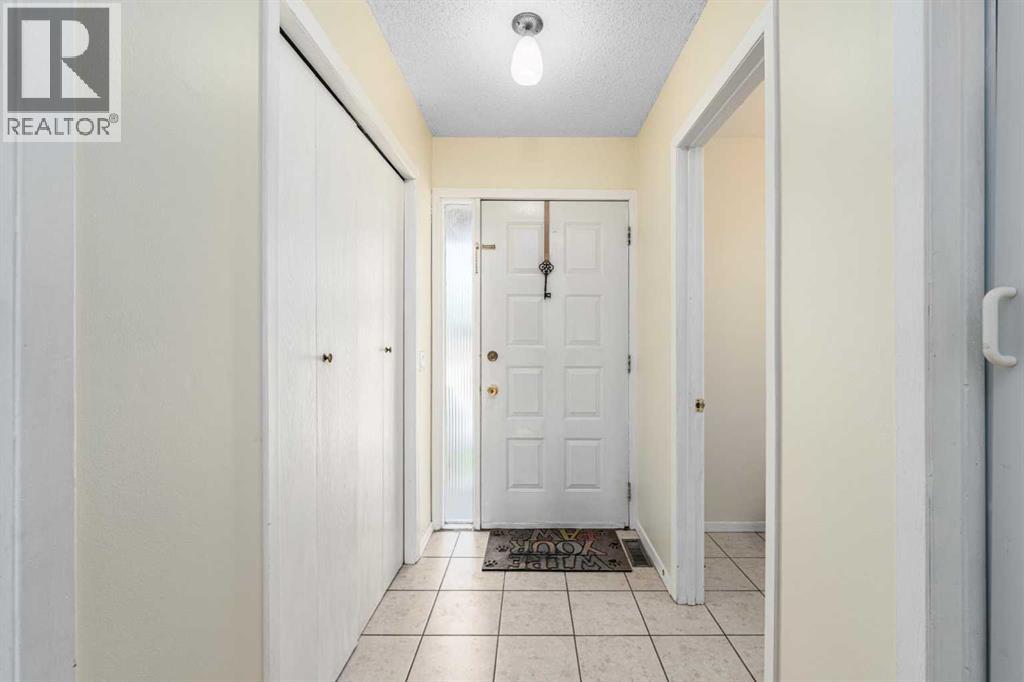 1455 Berkley Drive NW - photo 4