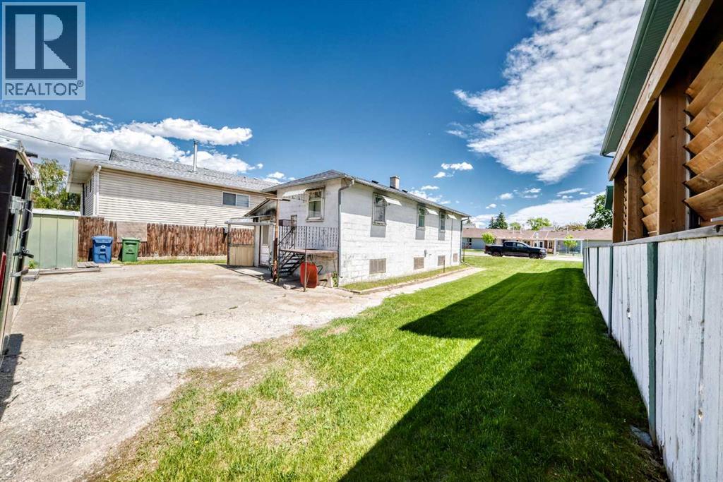 6639 19 Street SE - 3
