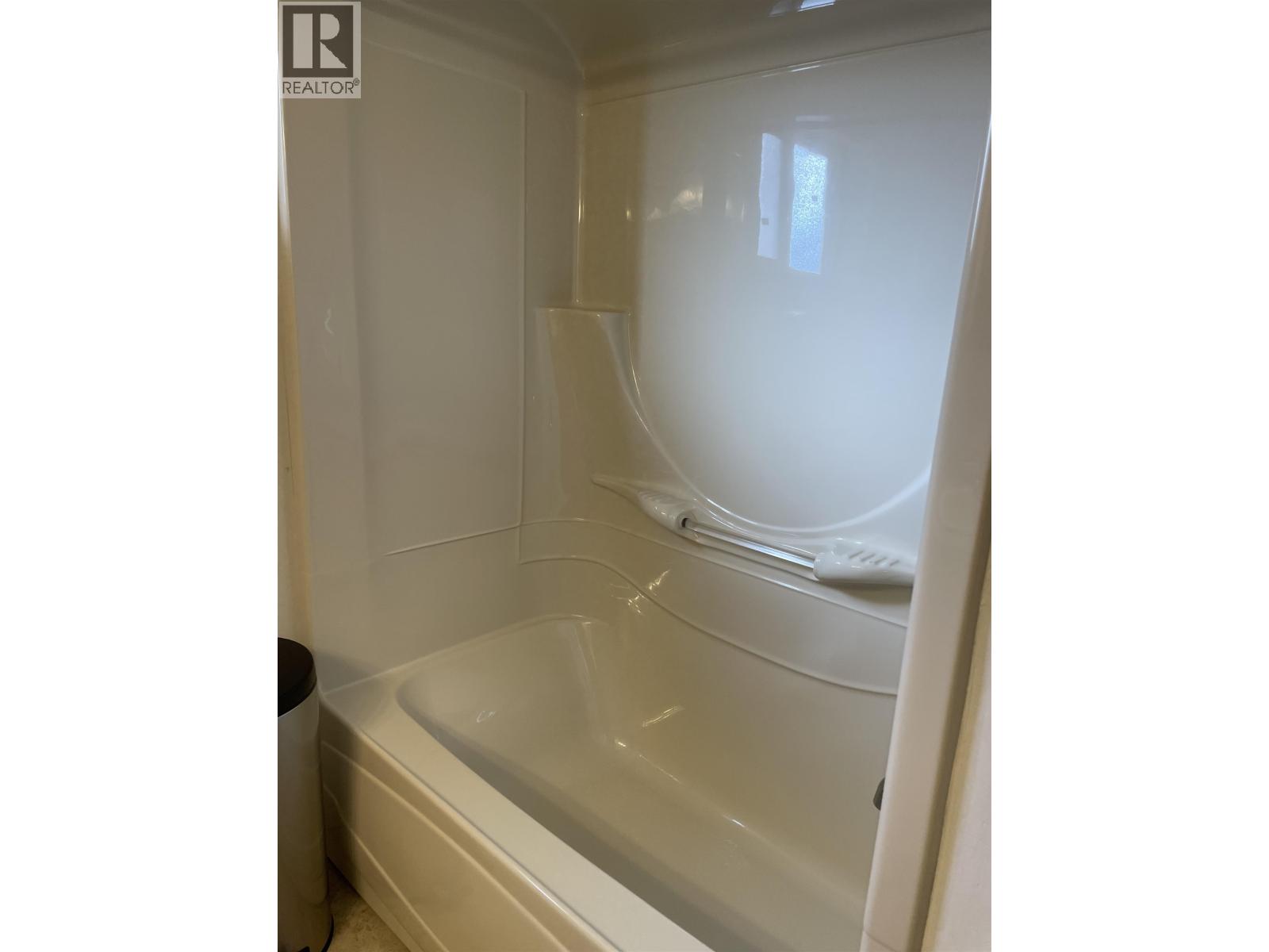 368 CINNAMON STREET - 10