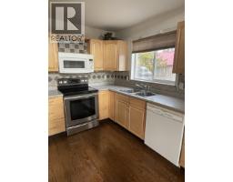 Enclosed porch - 368 Cinnamon Street, Bear Lake, BC V0J3G0 Photo 6