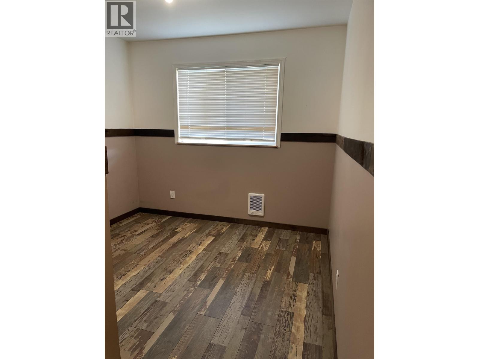 368 CINNAMON STREET - 8