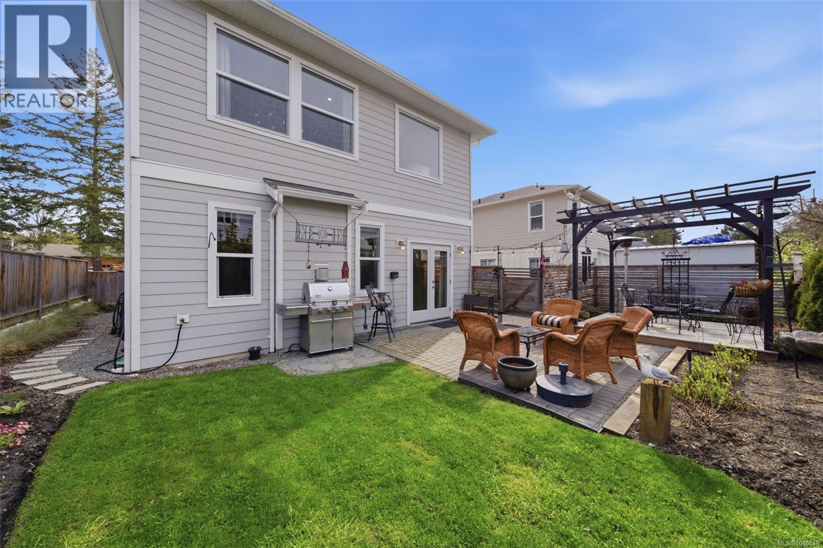 912 Clarke Rd - 30