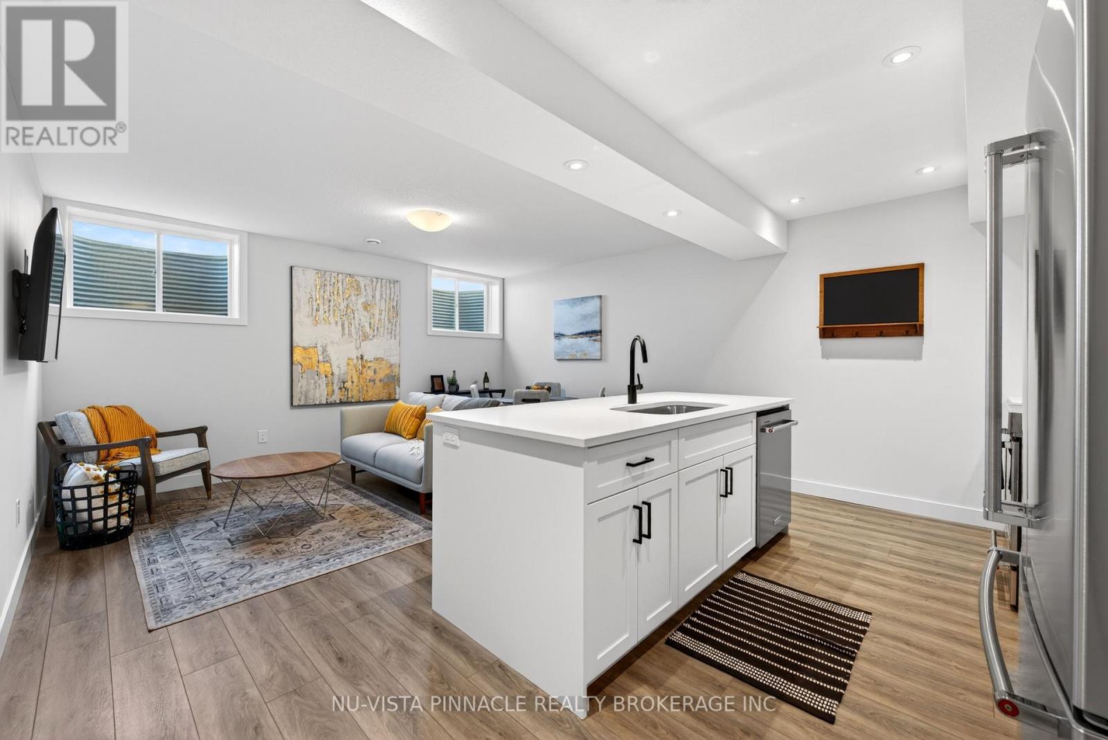 2584 BUROAK DRIVE - 21