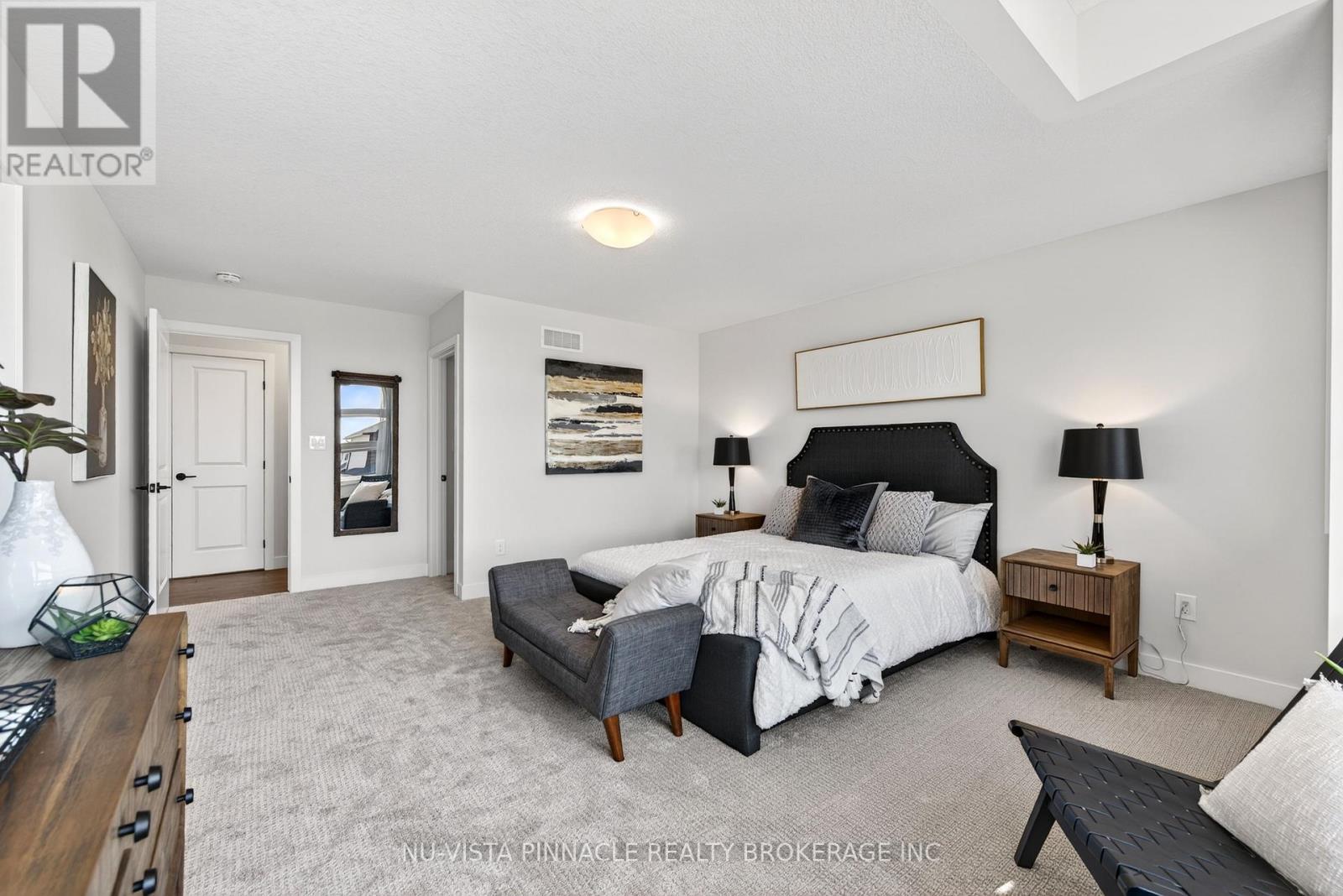 2584 BUROAK DRIVE - 33