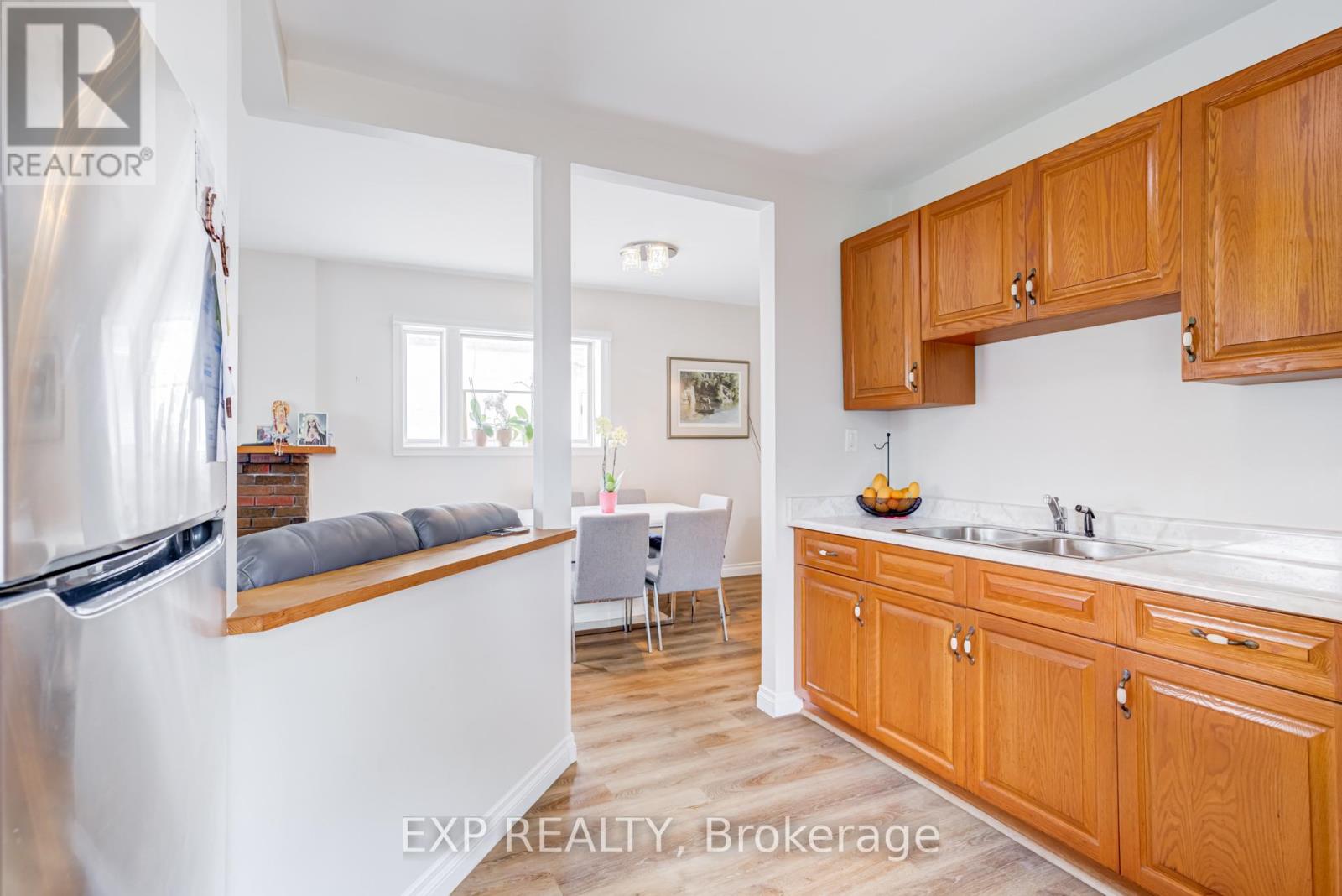 5 LAXIS AVENUE - 7