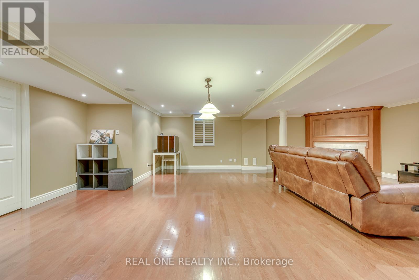 1311 BLACKBURN DRIVE - 34
